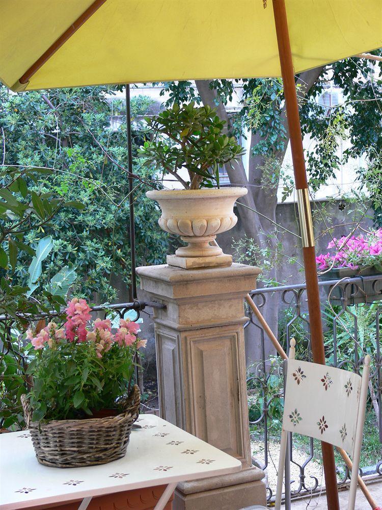 Inn The Garden CTA Exteriör bild